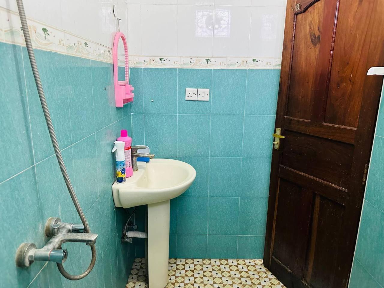 Pazuri Apartment ザンジバルシティ エクステリア 写真
